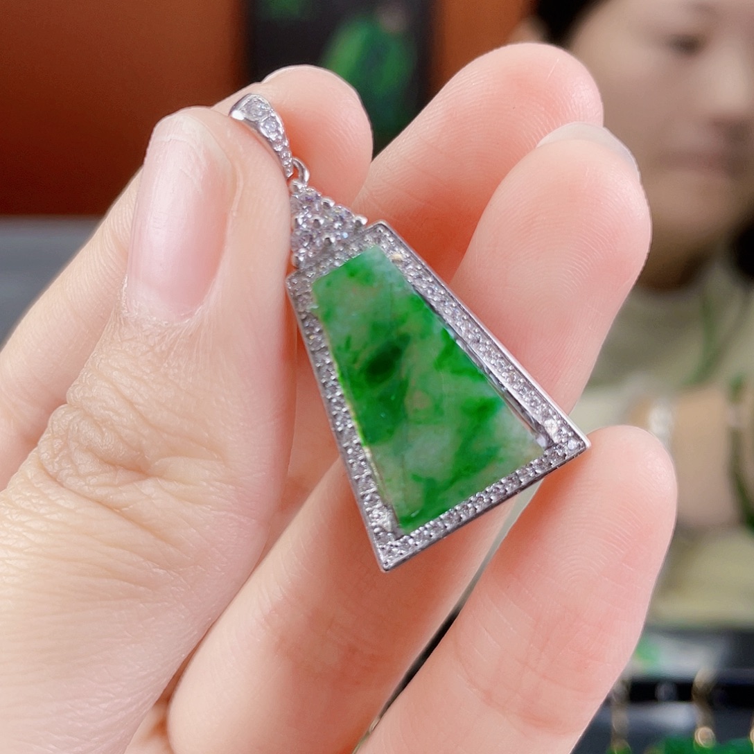 翡翠银S925镶嵌耳饰