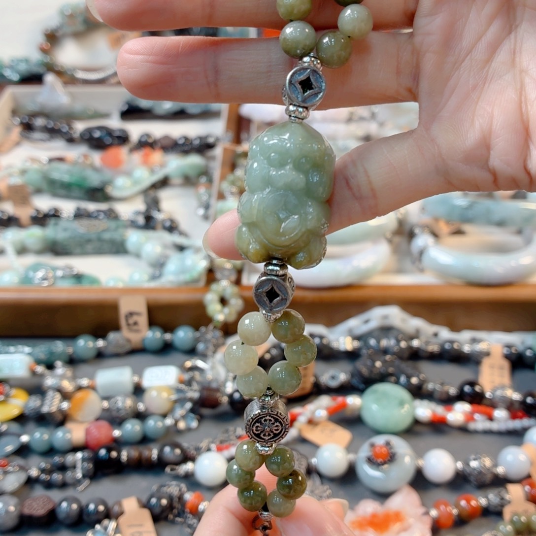 花***酱手链翡翠未镶嵌手串