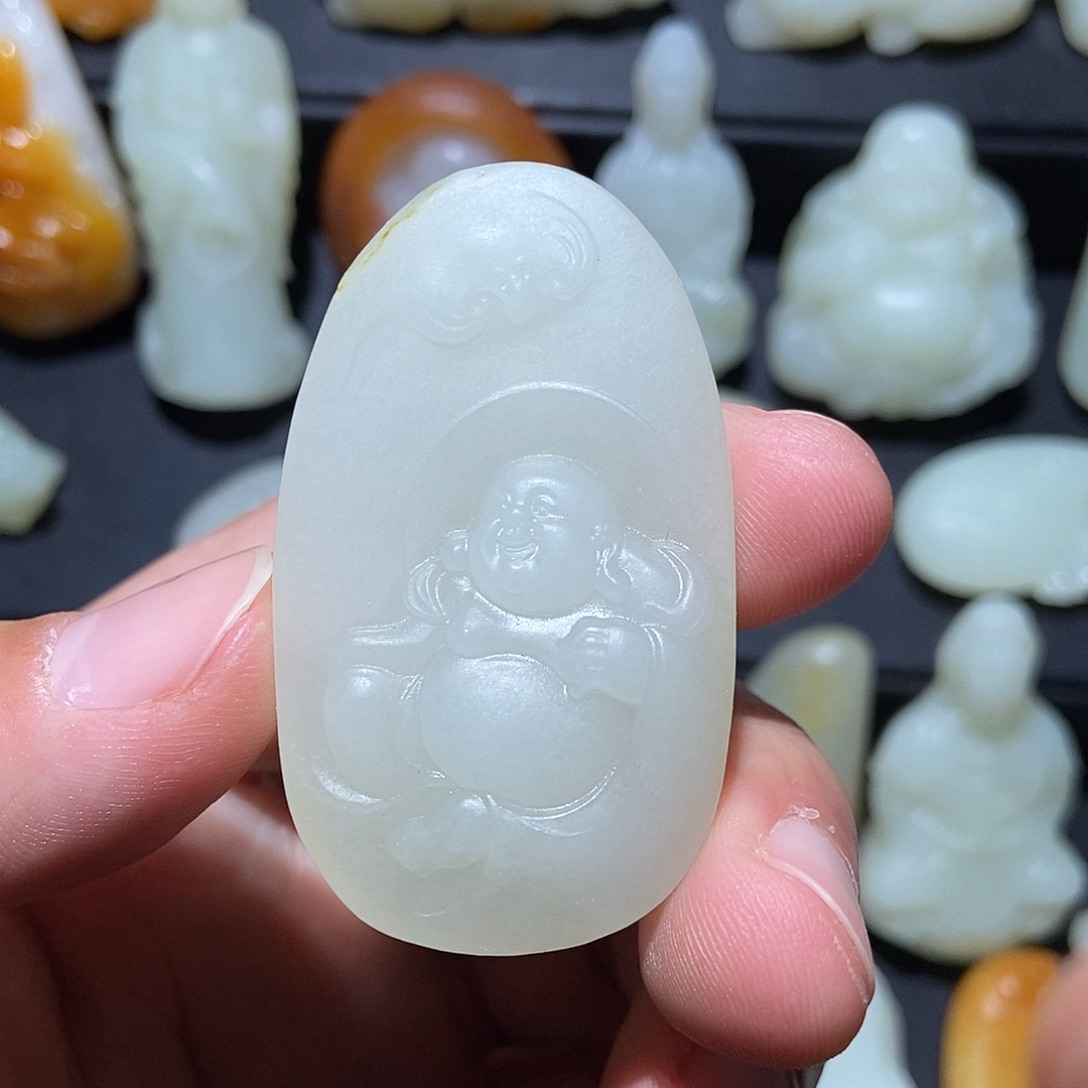 传***缘和田玉未镶嵌颈饰