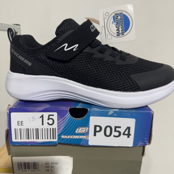 SKECHERS/斯凯奇P054 男童运动鞋 38码