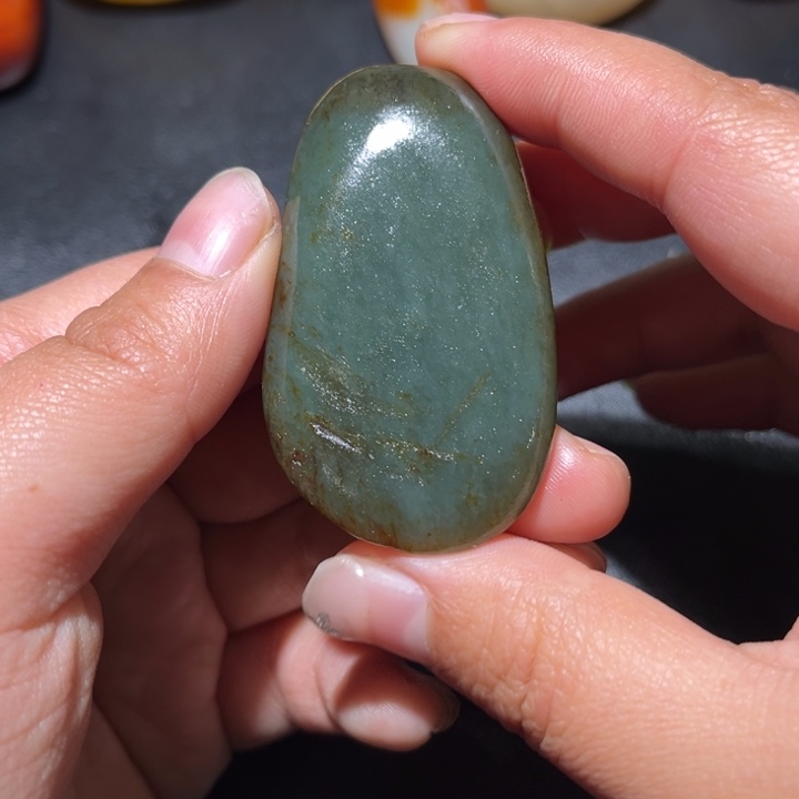 和田玉未镶嵌珠宝奇石