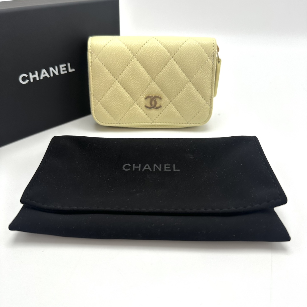 99新 Chanel/香奈儿 小鸡黄经典零钱包 01076