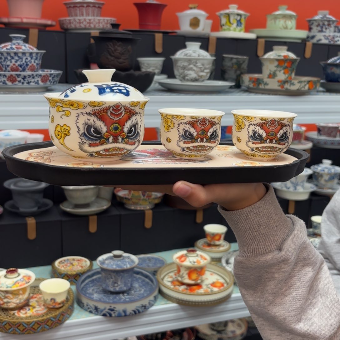 盖碗也要盖盖子了呢