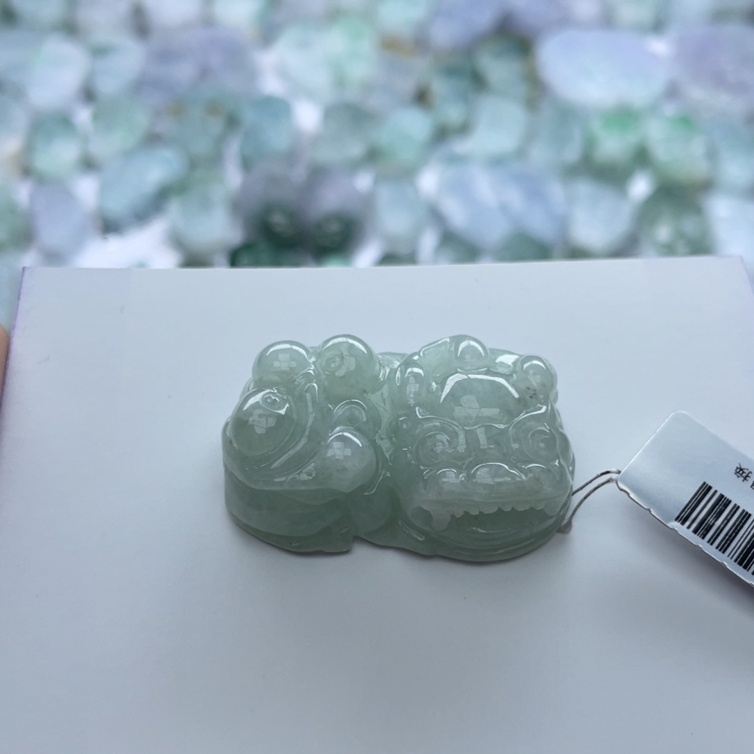 翡翠颈饰未镶嵌n****n貔貅