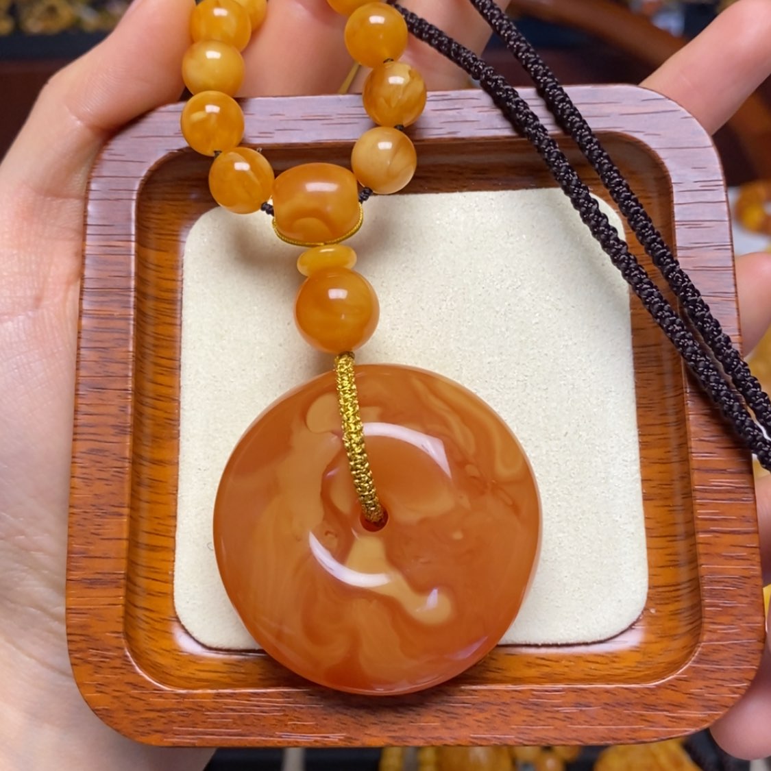 【闪购商品】蜜蜡颈饰未镶嵌项链