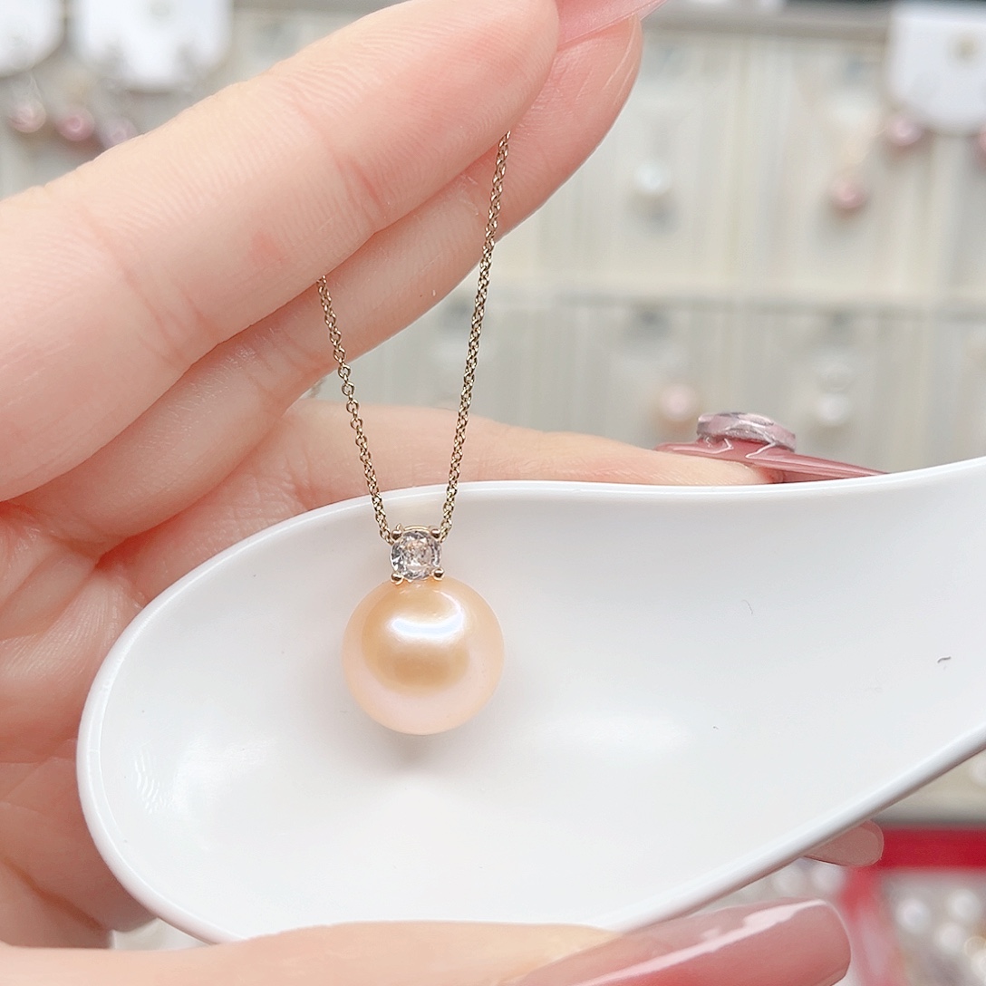淡水珍珠吊坠(赠链)合金