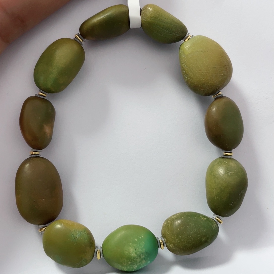 绿松石配饰未镶嵌