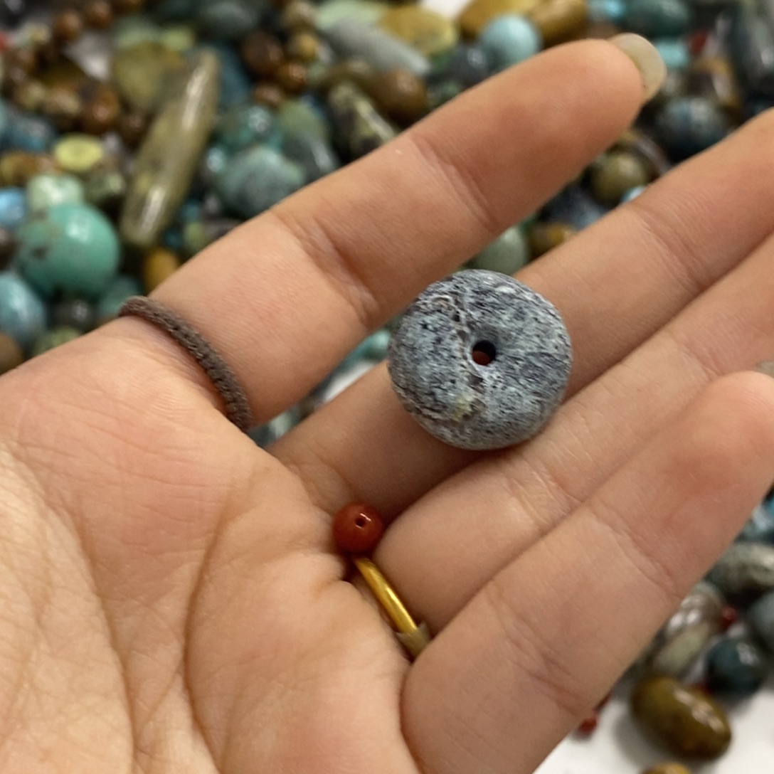 南红玛瑙未镶嵌珠宝奇石