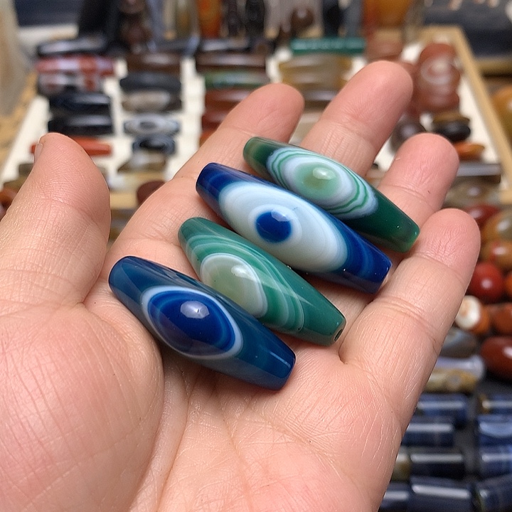 咔***咔玛瑙/玉髓未镶嵌颈饰