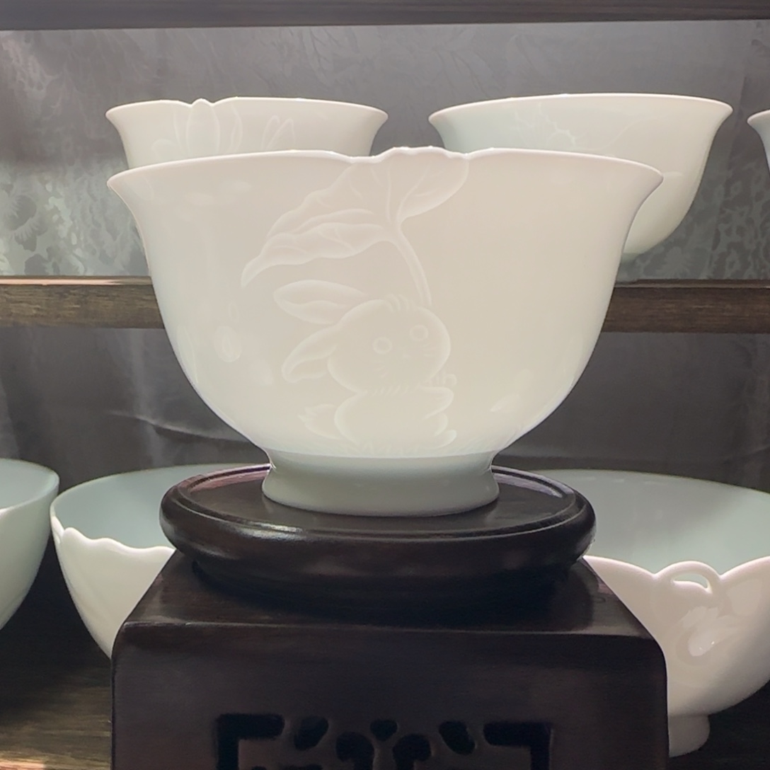 纯手工雕刻青白瓷小兔荷叶陶瓷碗