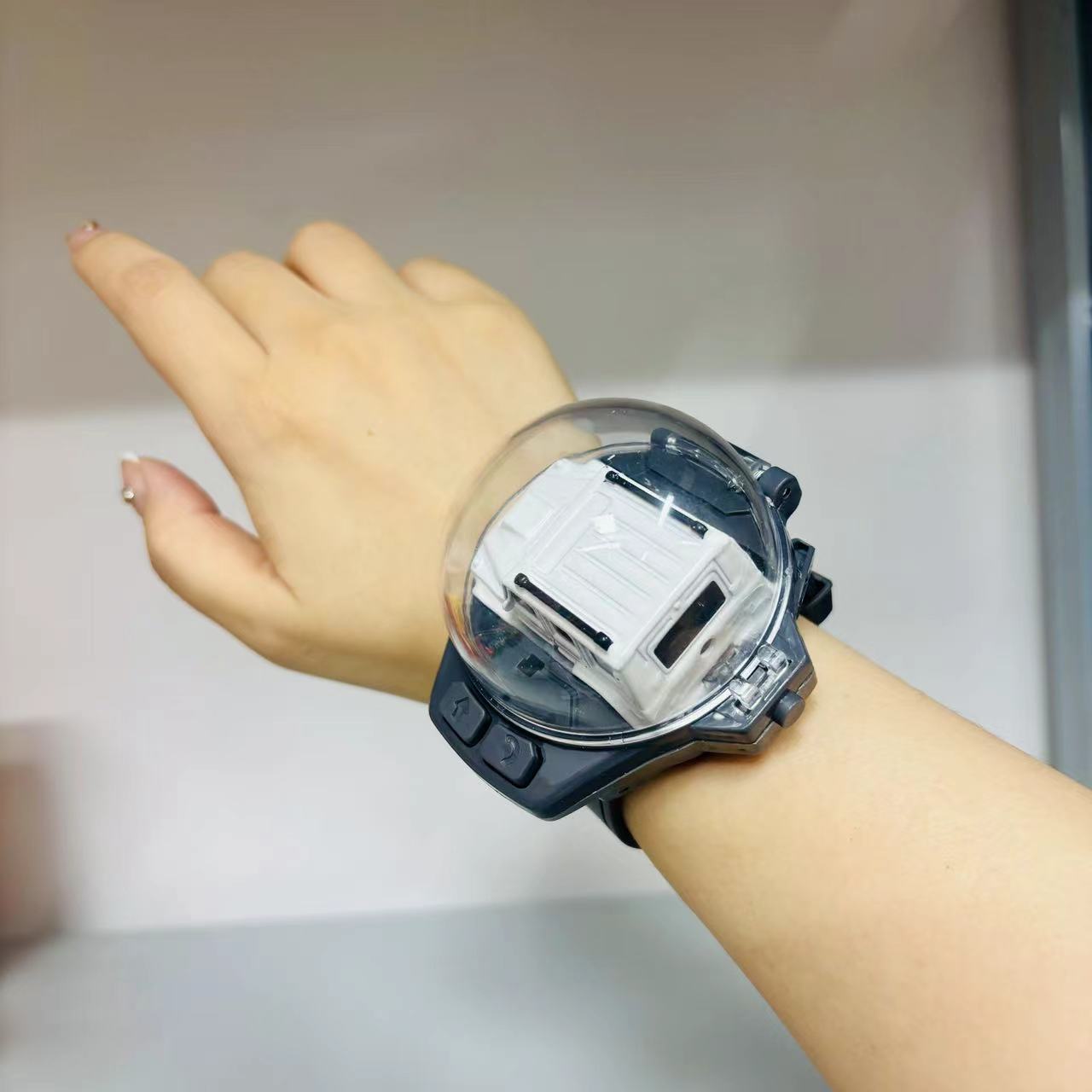 合金声光遥控大G手表车