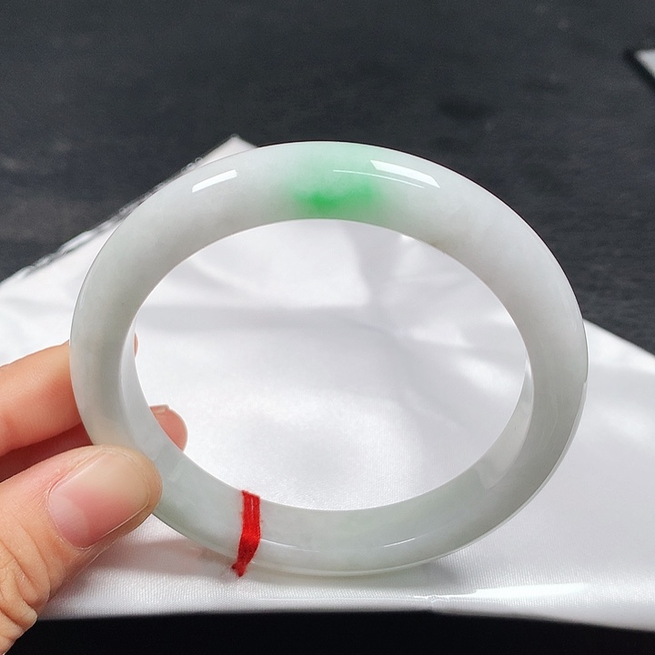 未镶嵌手镯翡翠60圈