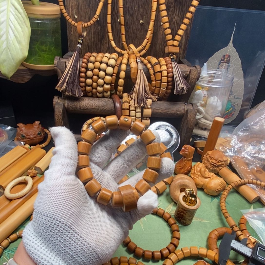 五***六竹实心竹红皮老料手串