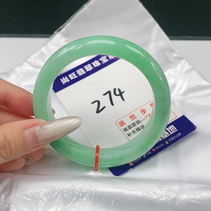 翡翠未镶嵌手镯翡翠12