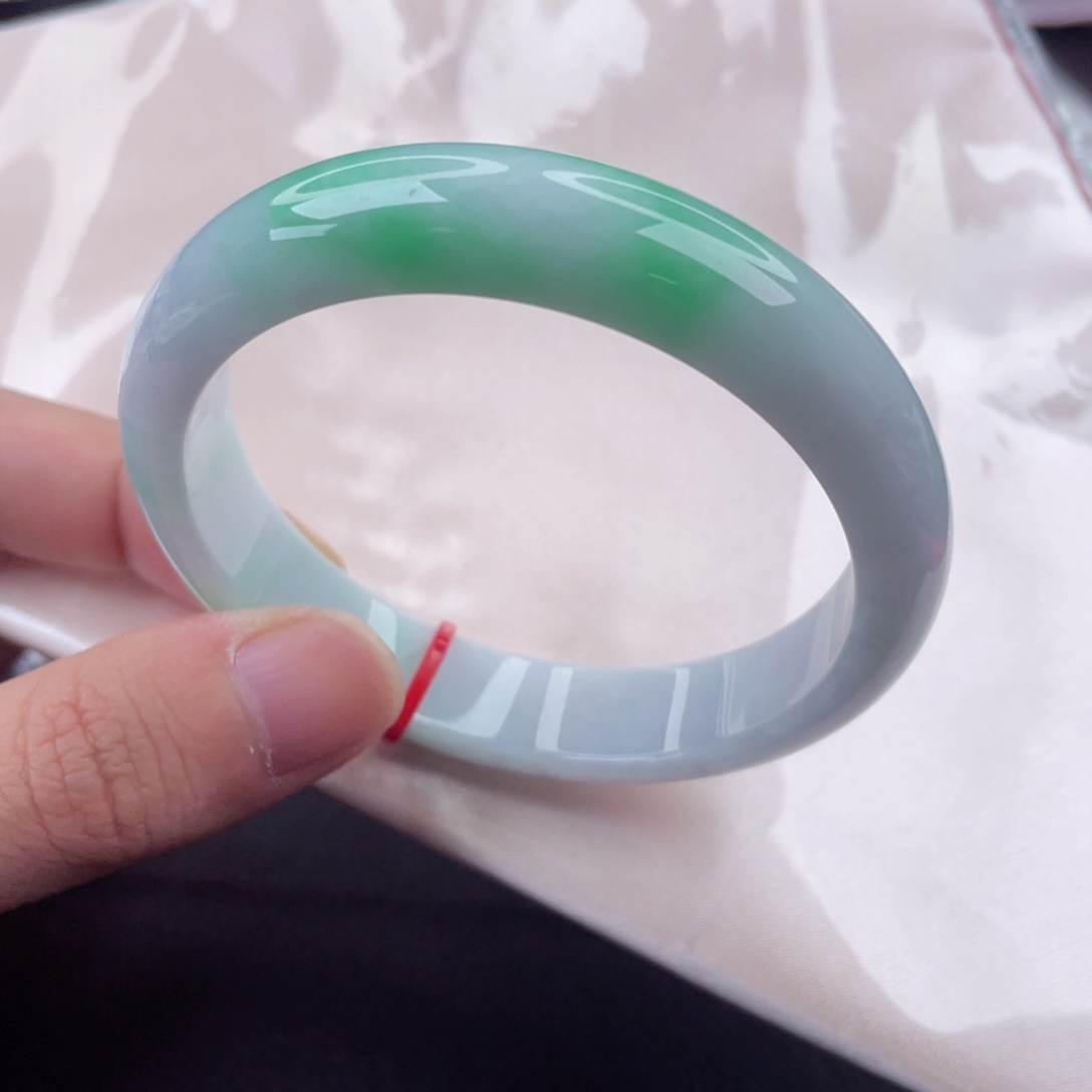 翡翠手镯未镶嵌正圈58