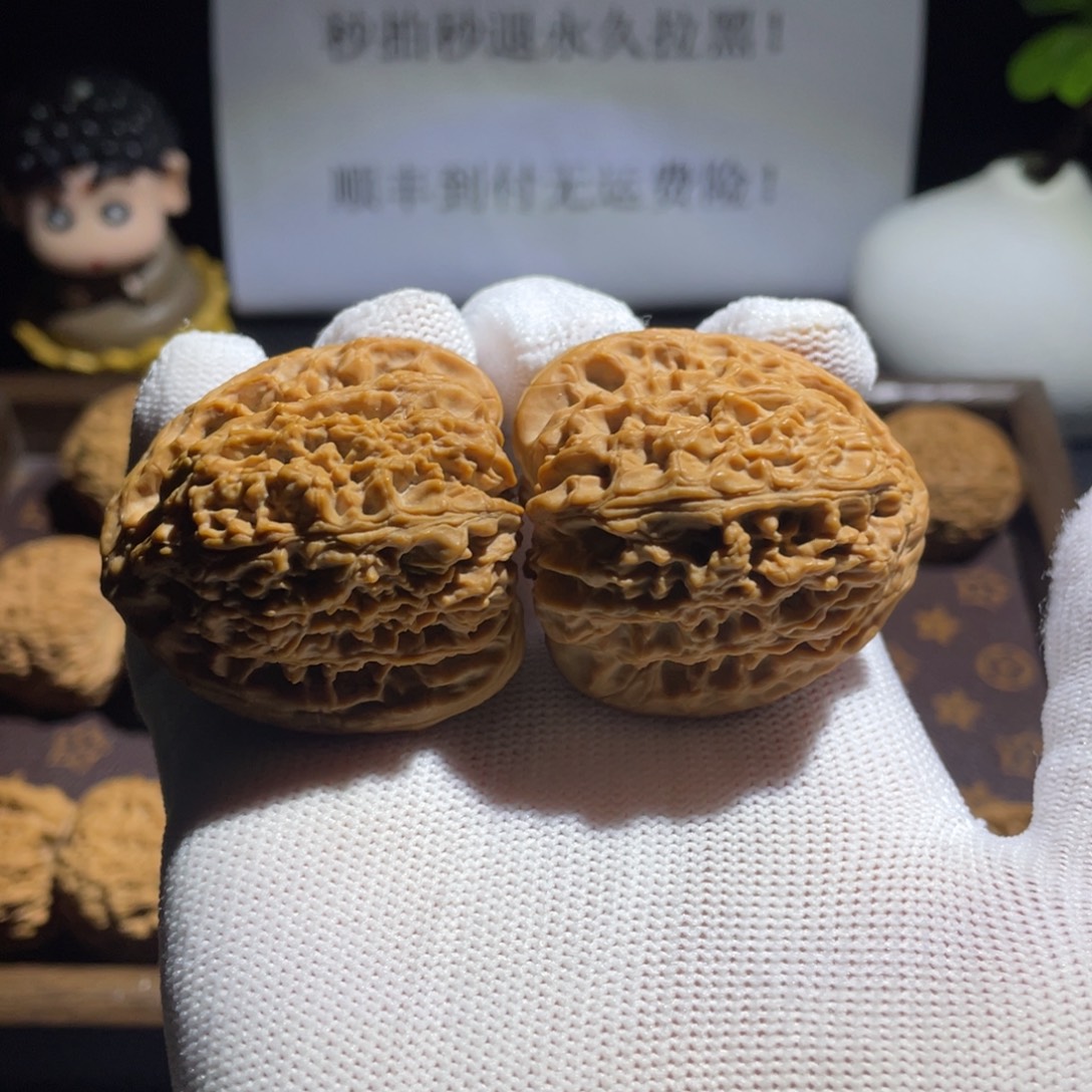 诸***碍文玩核桃吊坠核桃