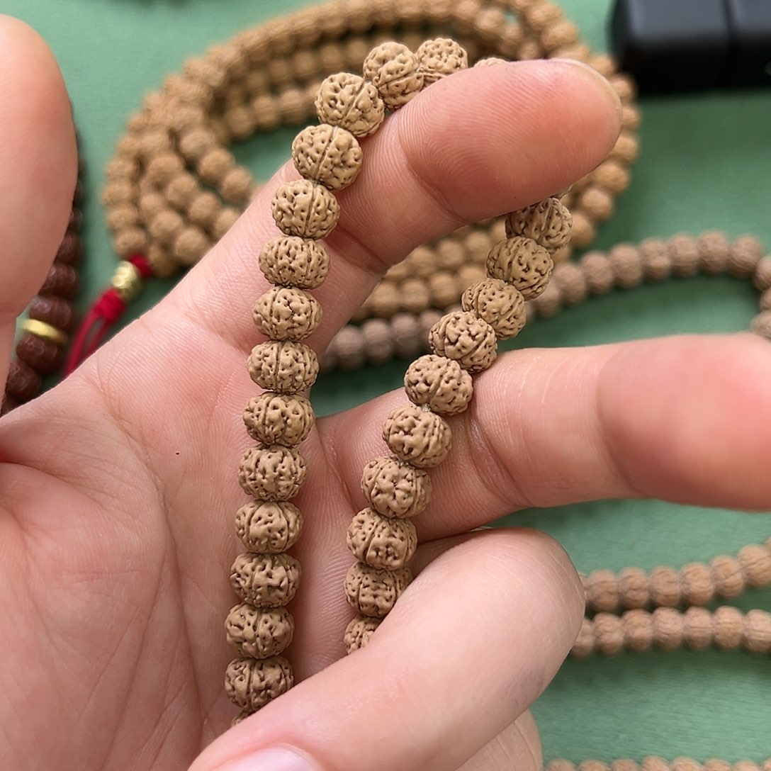 金刚菩提吊坠p***?凹底梅花