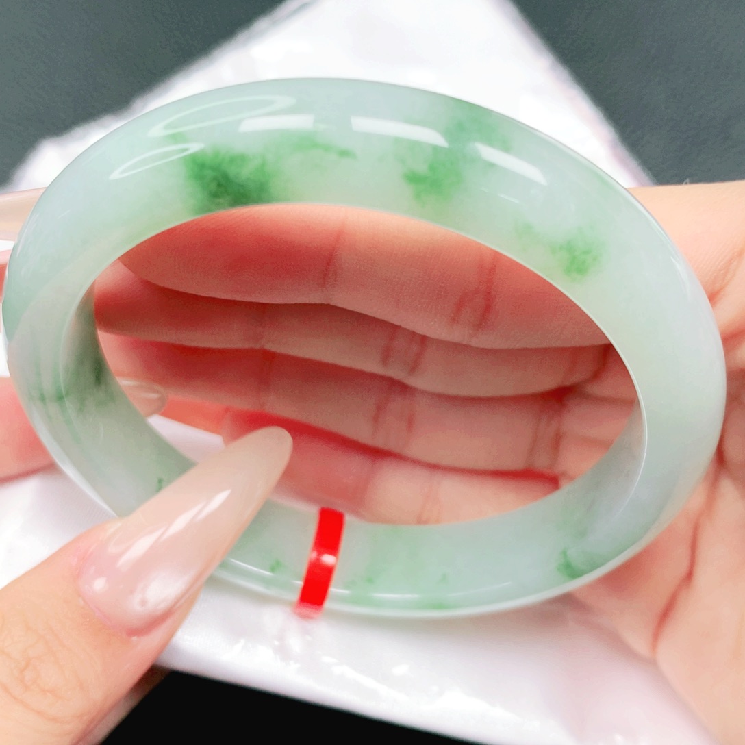 翡翠未镶嵌手镯61