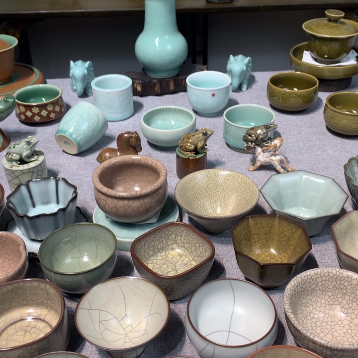 流***痕龙泉青瓷手工制作