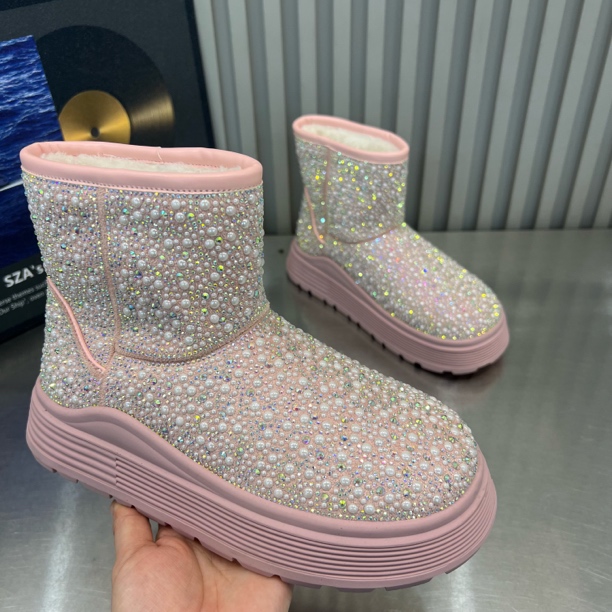 主播推荐2025年（E500）5公分重工珍珠钻时尚雪地靴一脚蹬短筒靴