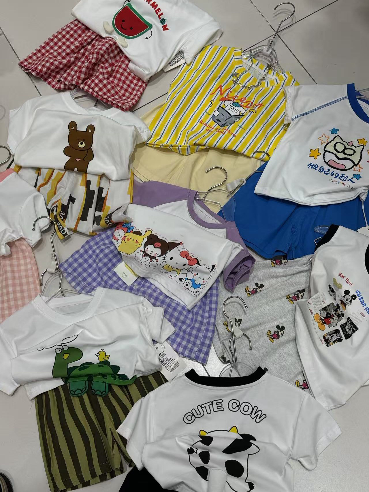 事爸事妈3号[通用链接]上衣以直播为准