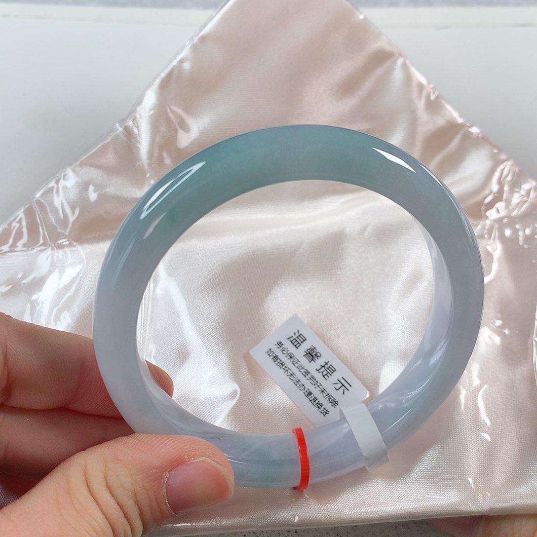 翡翠手镯未镶嵌61-62圈口①②①