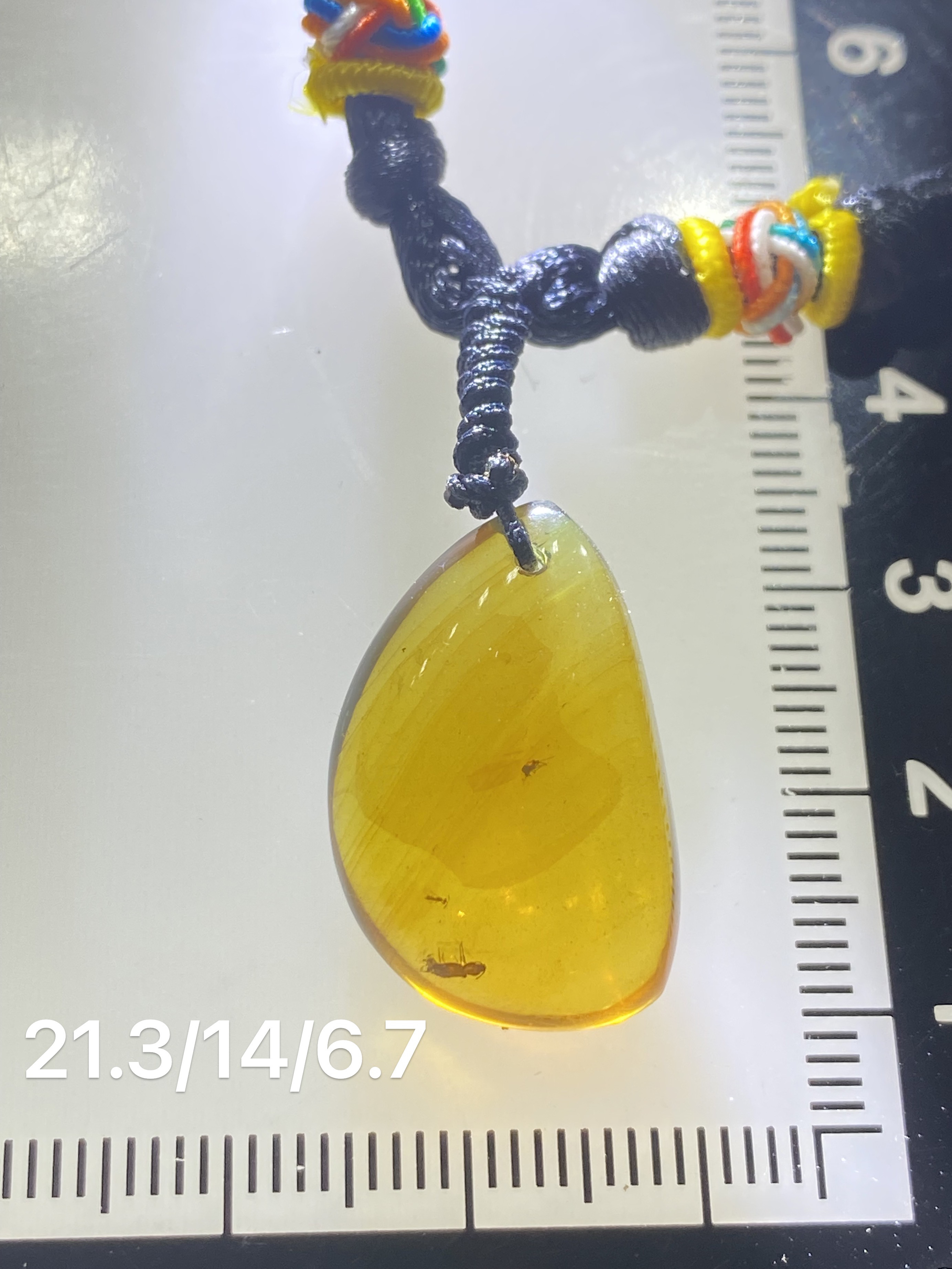 天然缅甸琥珀～一珀多虫手链