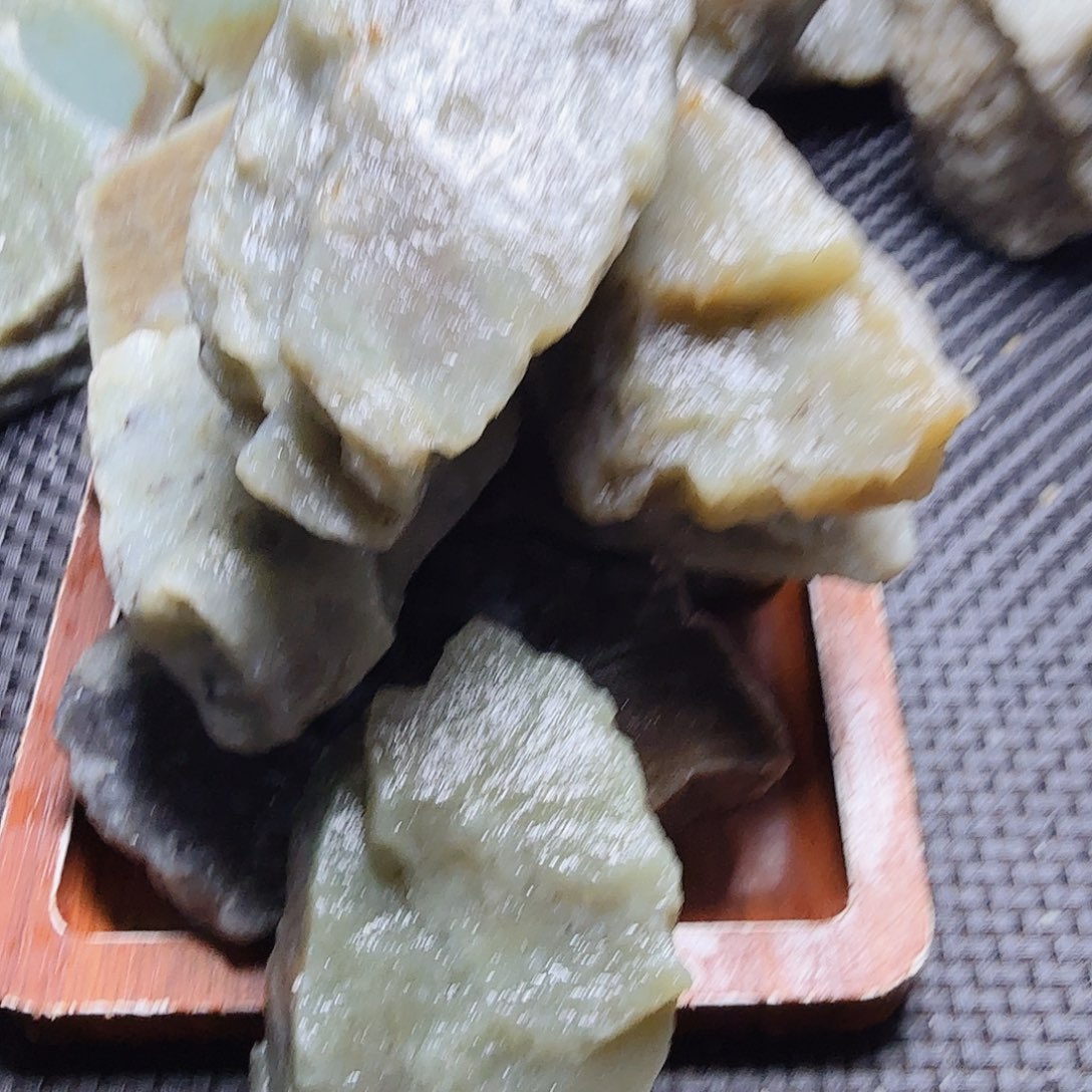 和田玉（糖玉）未镶嵌珠宝半成品
