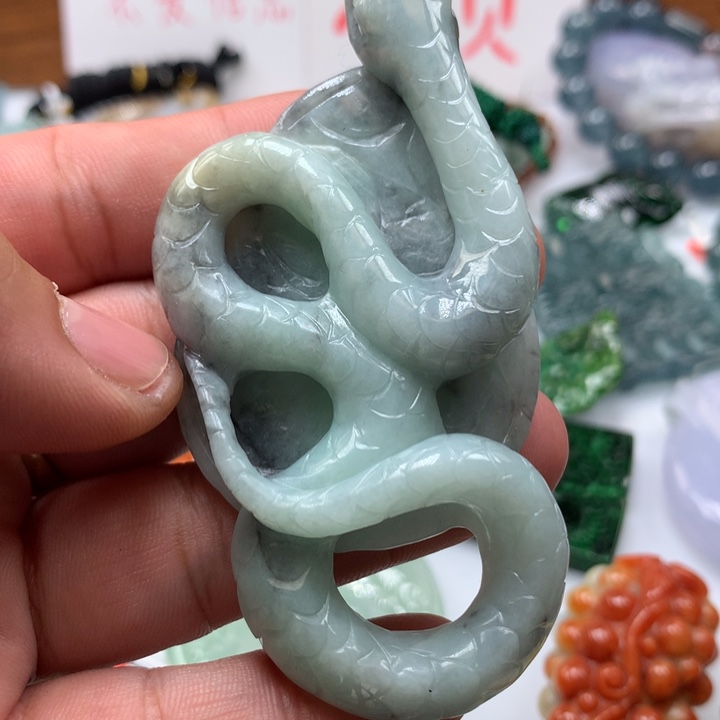 翡翠颈饰未镶嵌保真天然a货翡翠