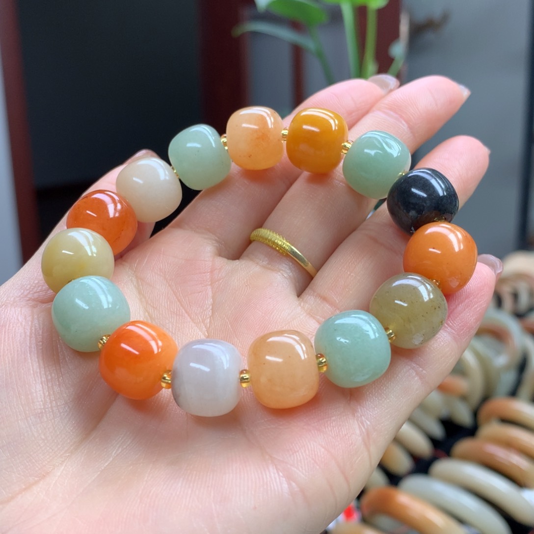 石英质玉串未镶嵌