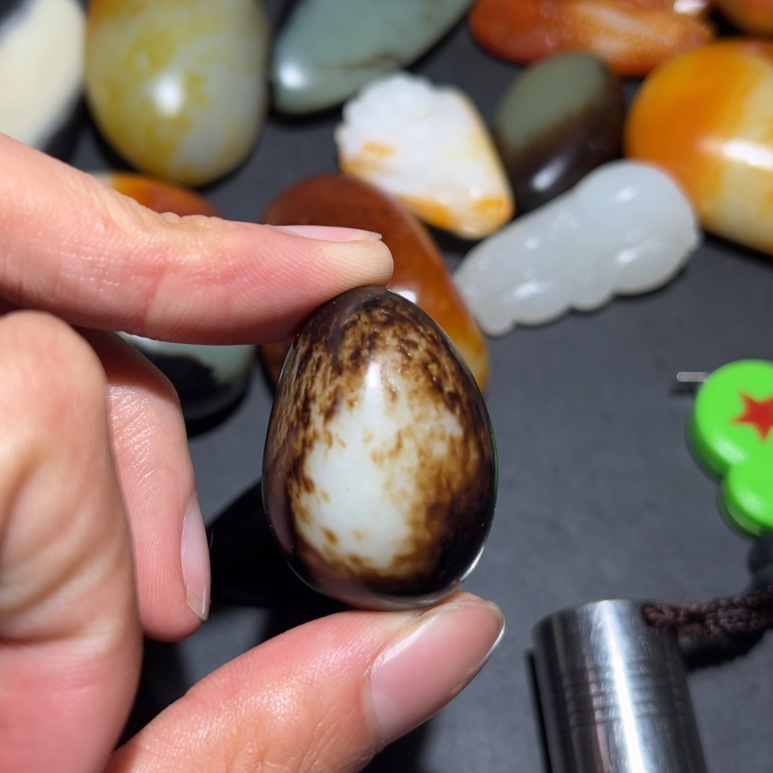 和田玉未镶嵌珠宝奇石