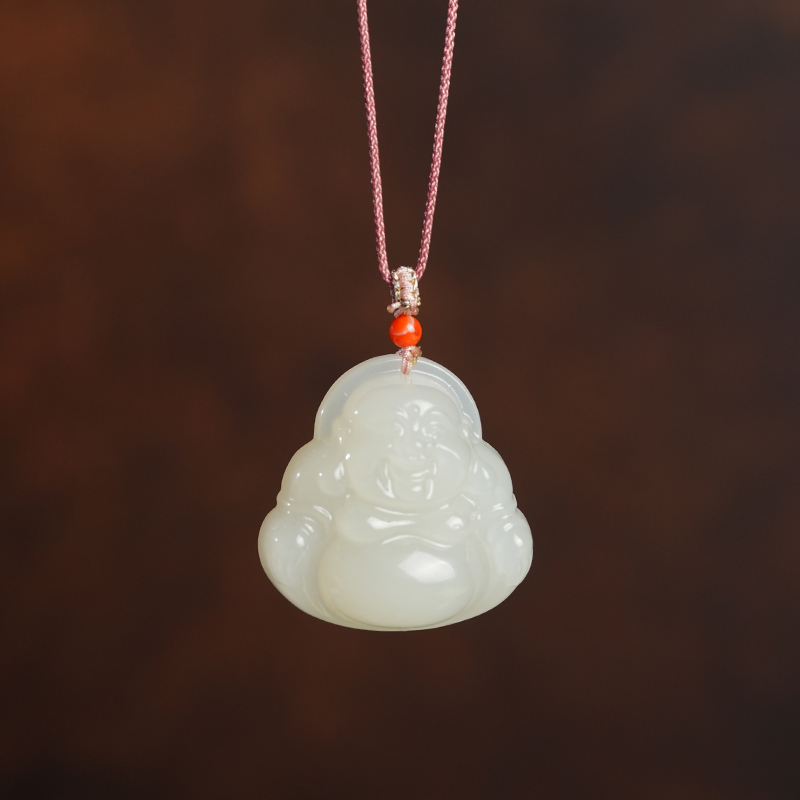 新疆和田玉 老坑熟油膏佛公吊坠多样性发一件