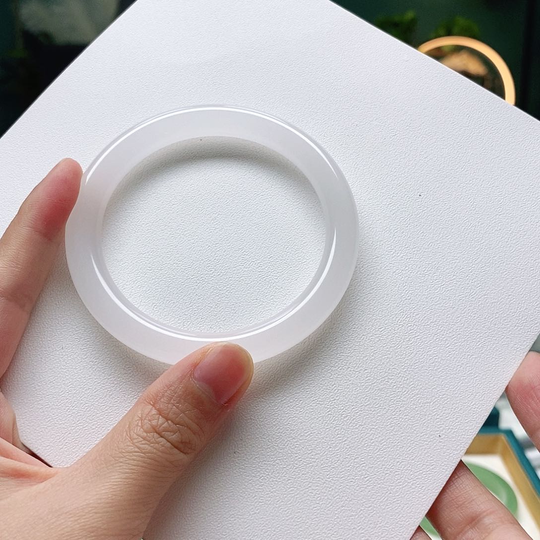 石英质玉手镯未镶嵌56.2