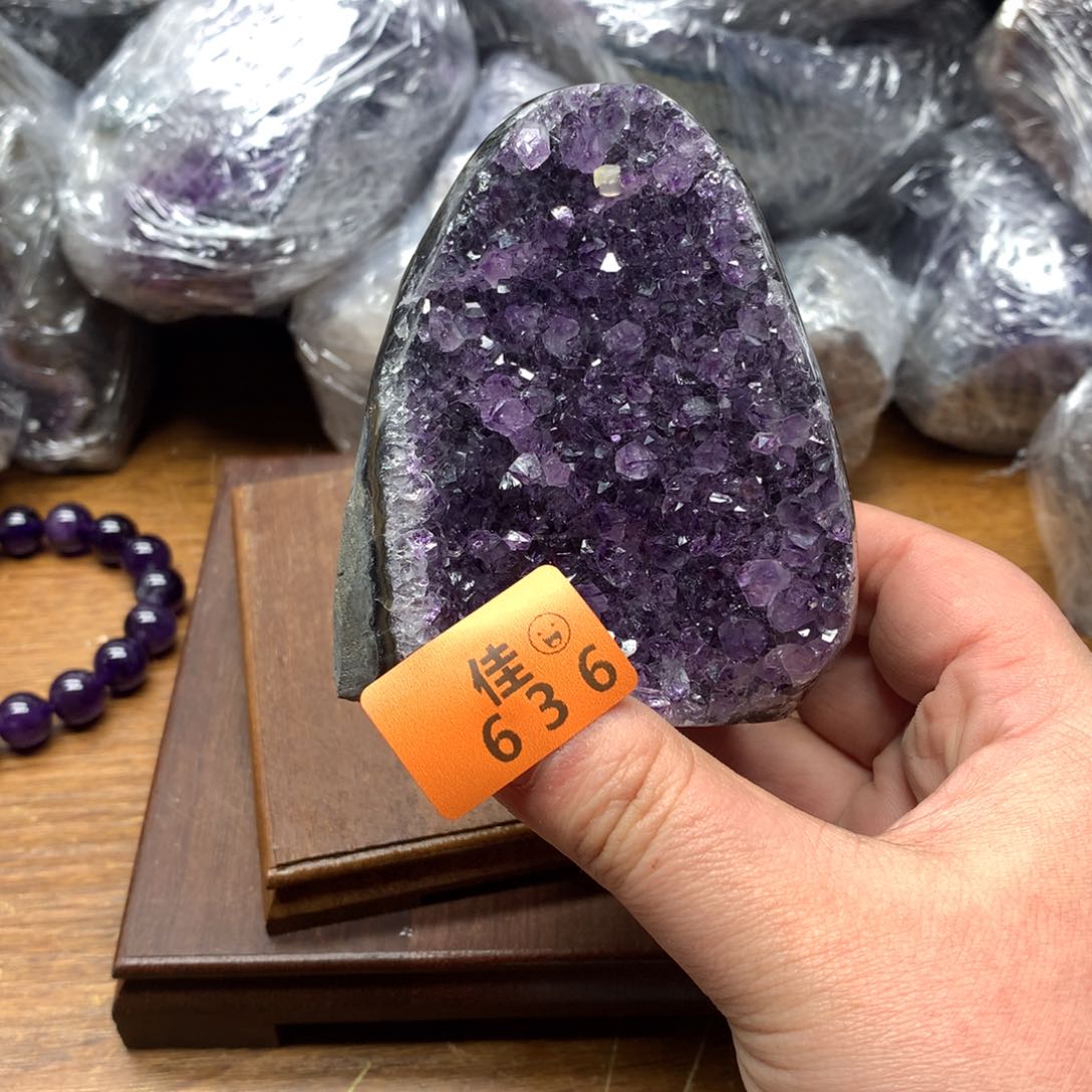 水晶大型摆件（非配饰）未镶嵌