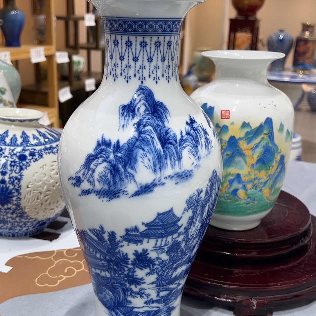 陶摆件36cm青花山水鱼尾瓶