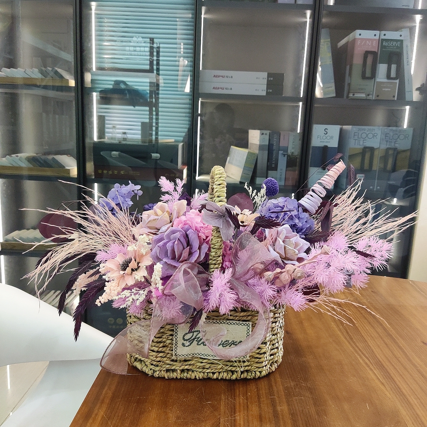520福利【紫苑】通草花干花永生花混搭花束含篮子包邮一套