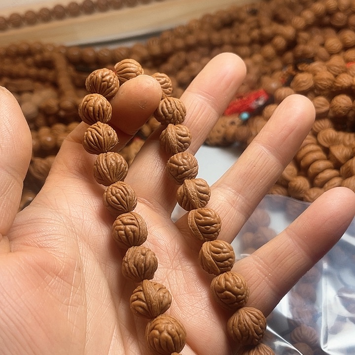 吊坠桃核？***。秦岭龙纹小金豆11尺寸手串原核