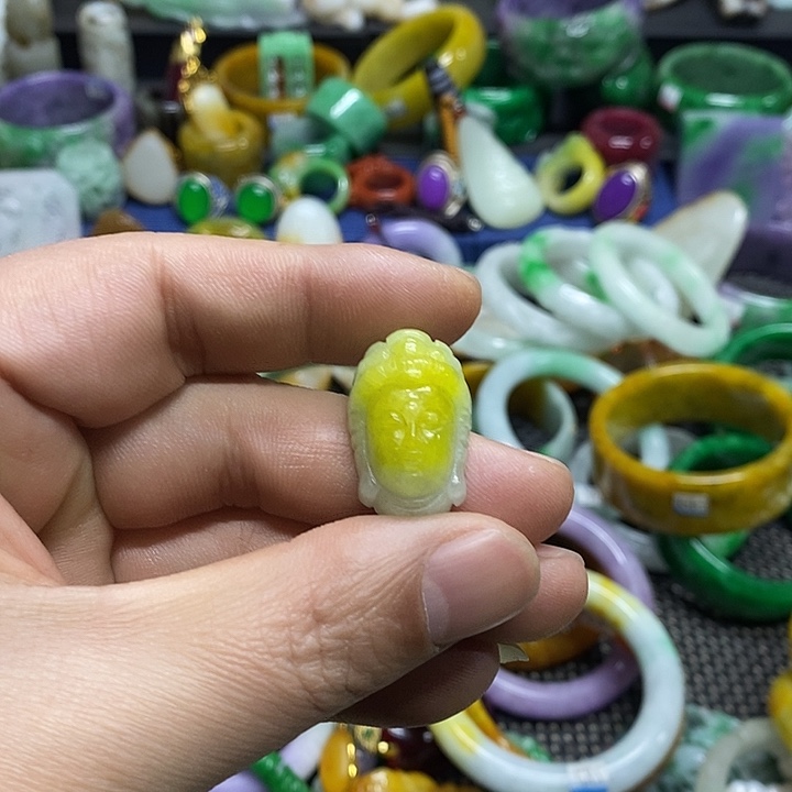 颈饰未镶嵌翡翠官方正规军回血放漏