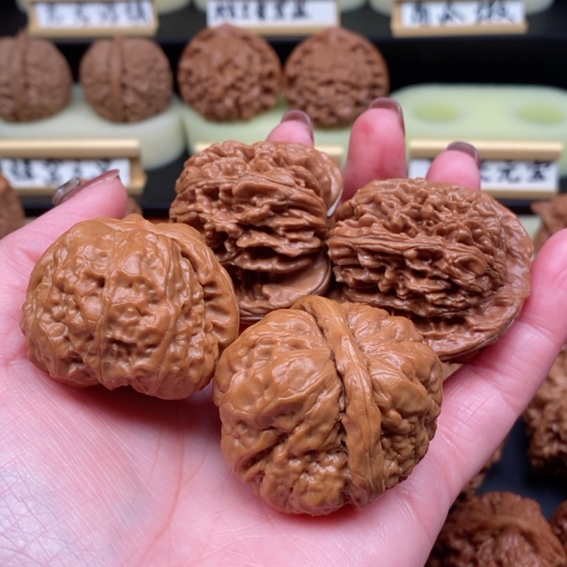 【闪购商品】文玩核桃吊坠无***机蛤蟆四座楼