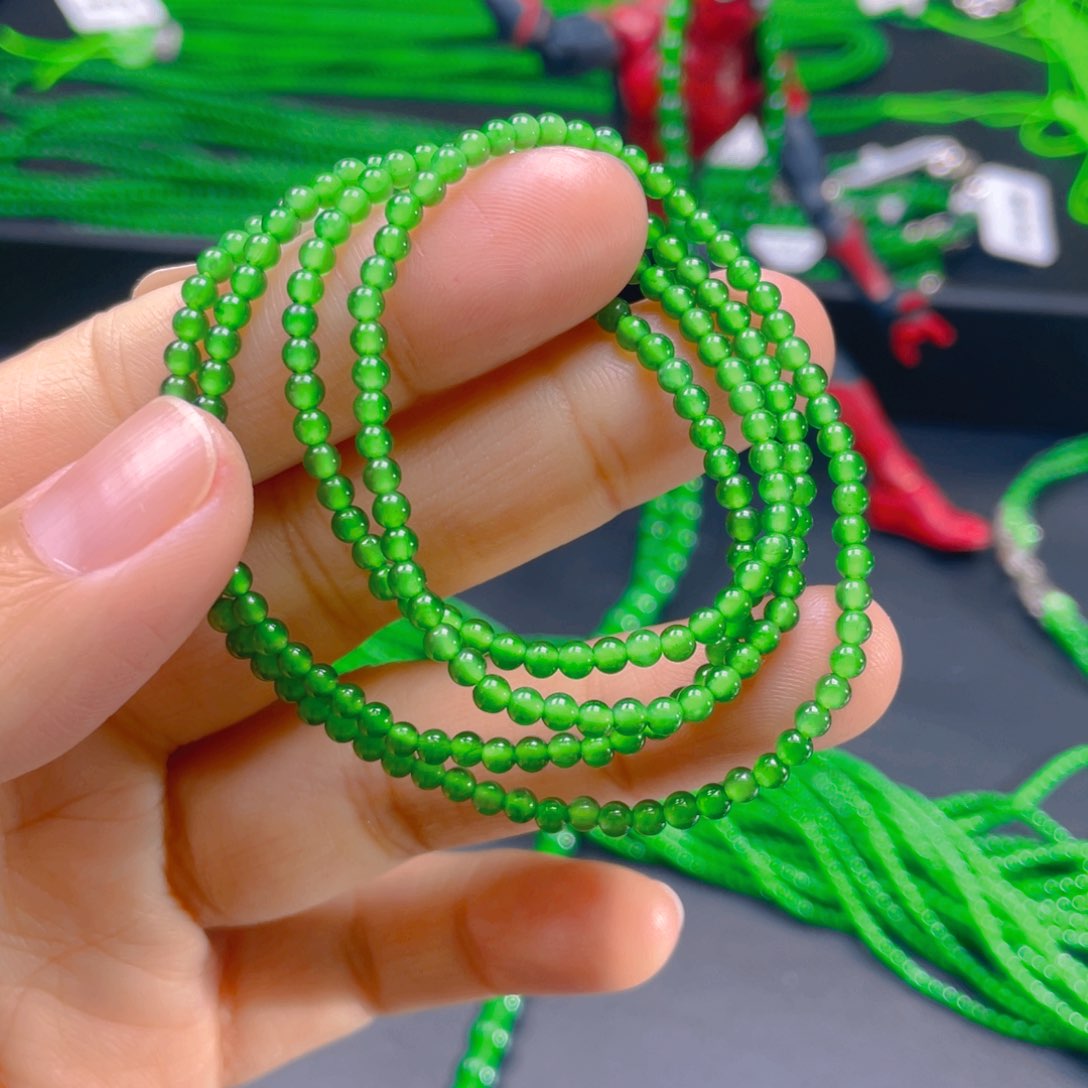 翡翠颈饰未镶嵌，1