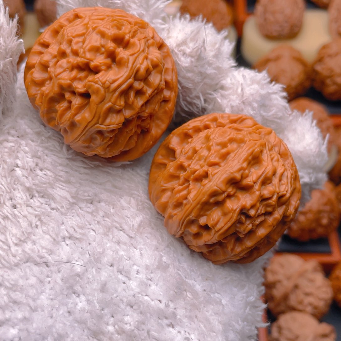 文玩核桃把件?***发42白狮子