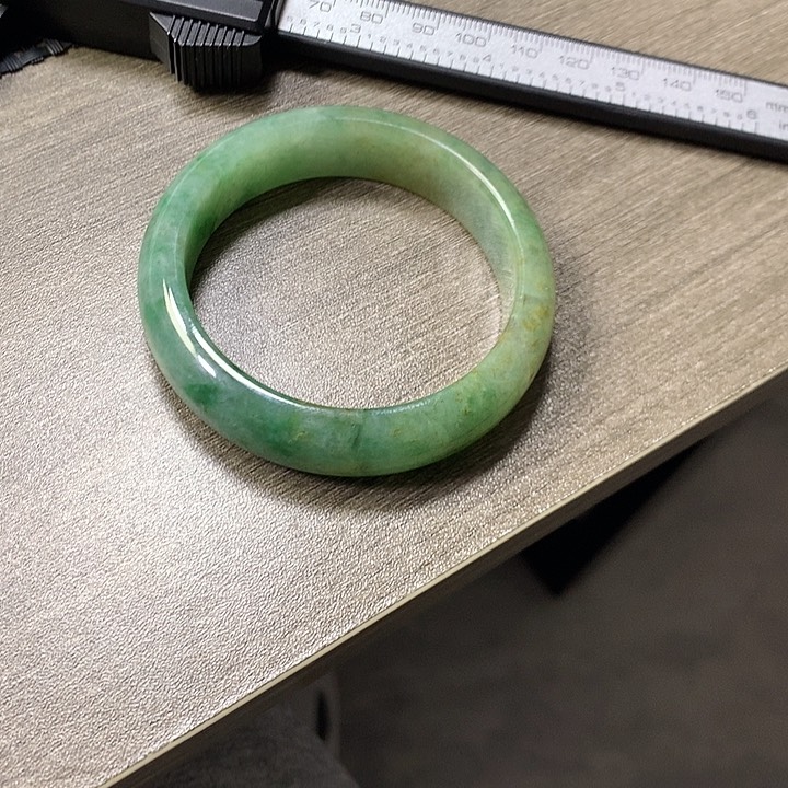 翡翠颈饰未镶嵌54圈