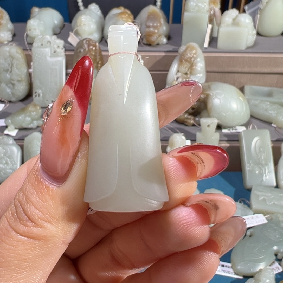 和田玉（糖玉）未镶嵌颈饰