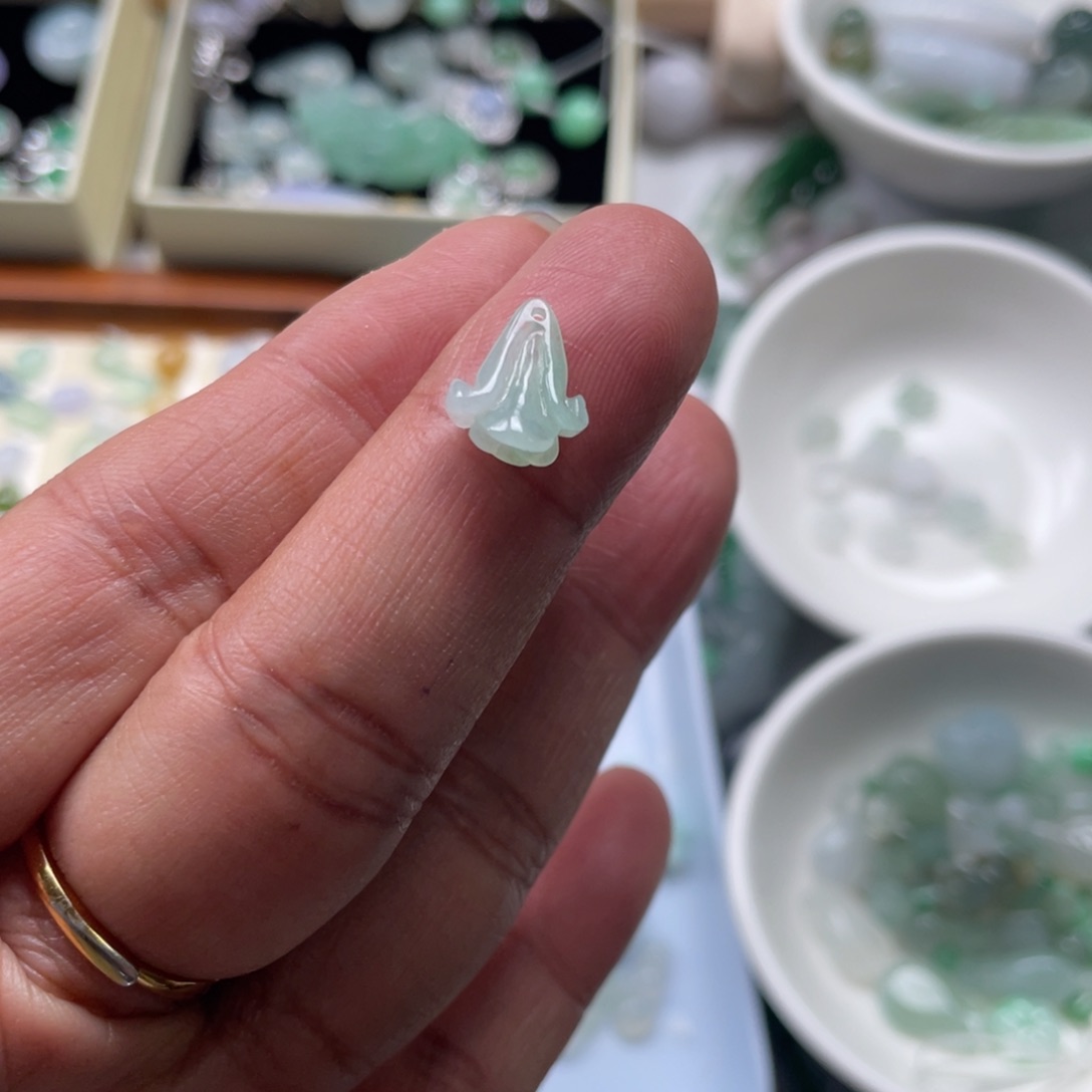 翡翠颈饰未镶嵌56786788