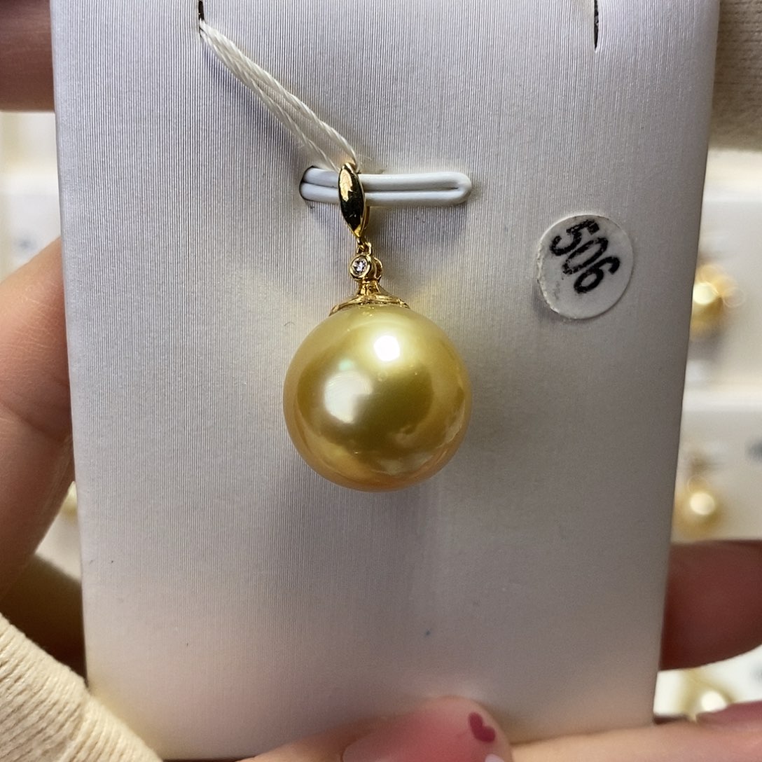 海水珍珠吊坠(不含链)18K金镶嵌