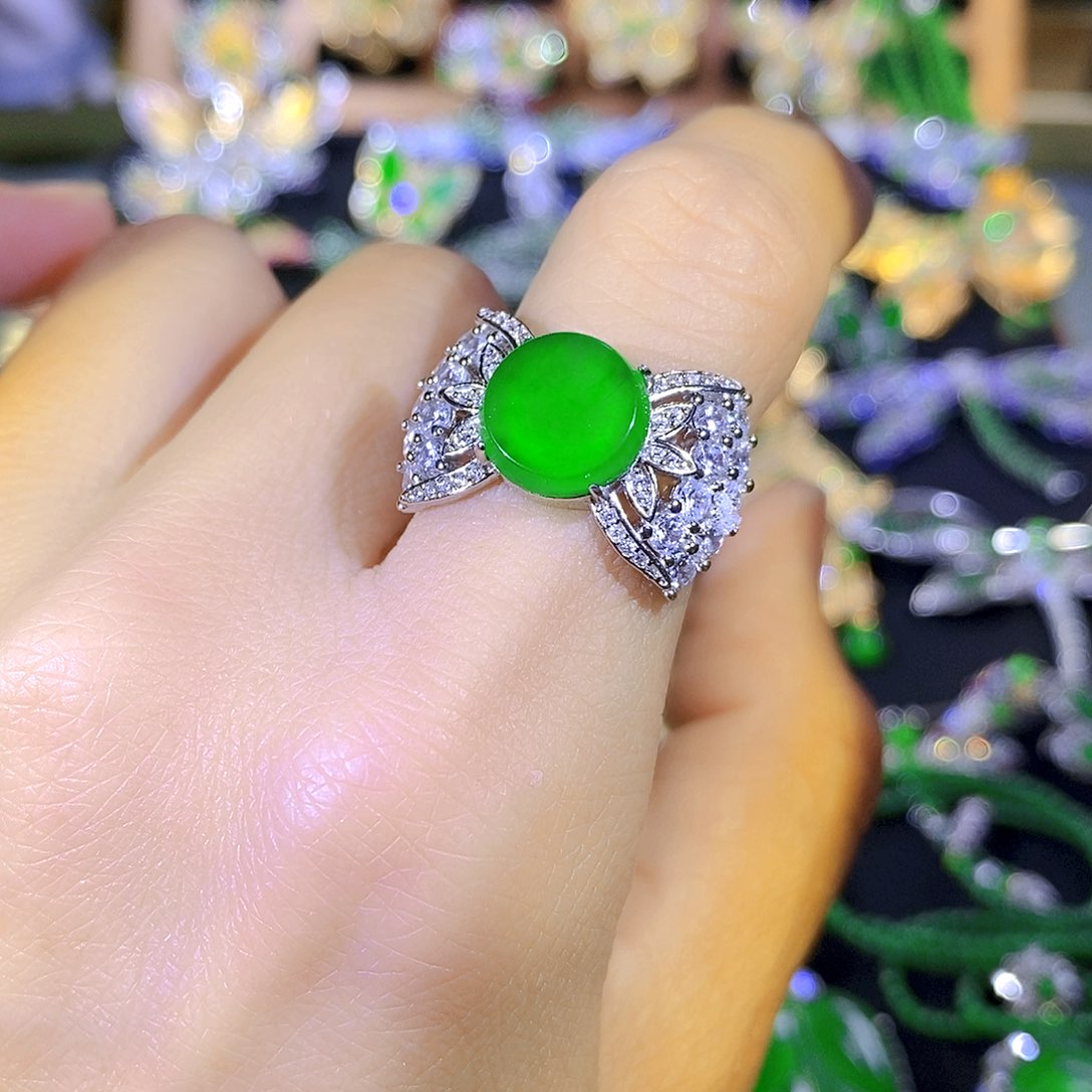 吊坠(不含链)银S925镶嵌翡翠