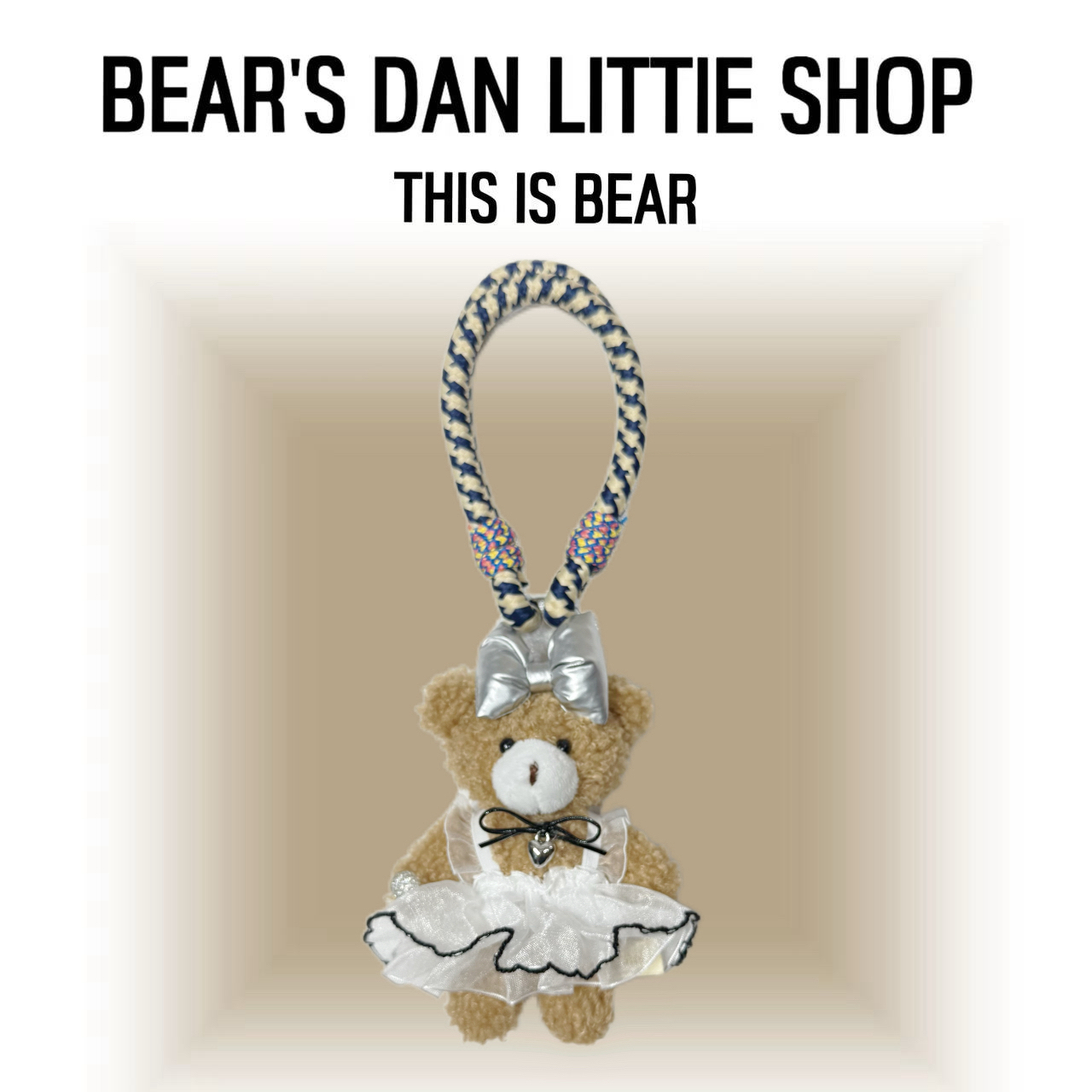 This is Bear•设计师原创包包挂件/手机挂饰/车挂/白纱裙公主