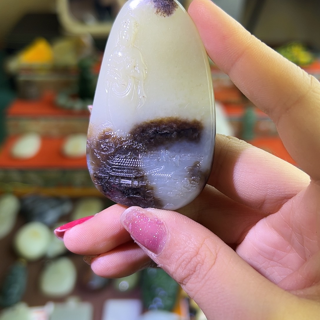 和田玉颈饰未镶嵌