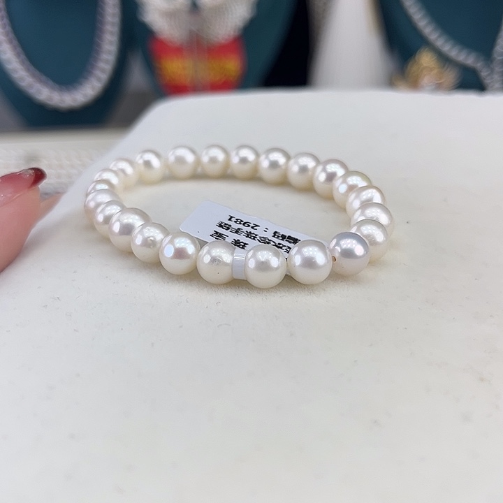 淡水珍珠手绳未镶嵌7-8炫彩