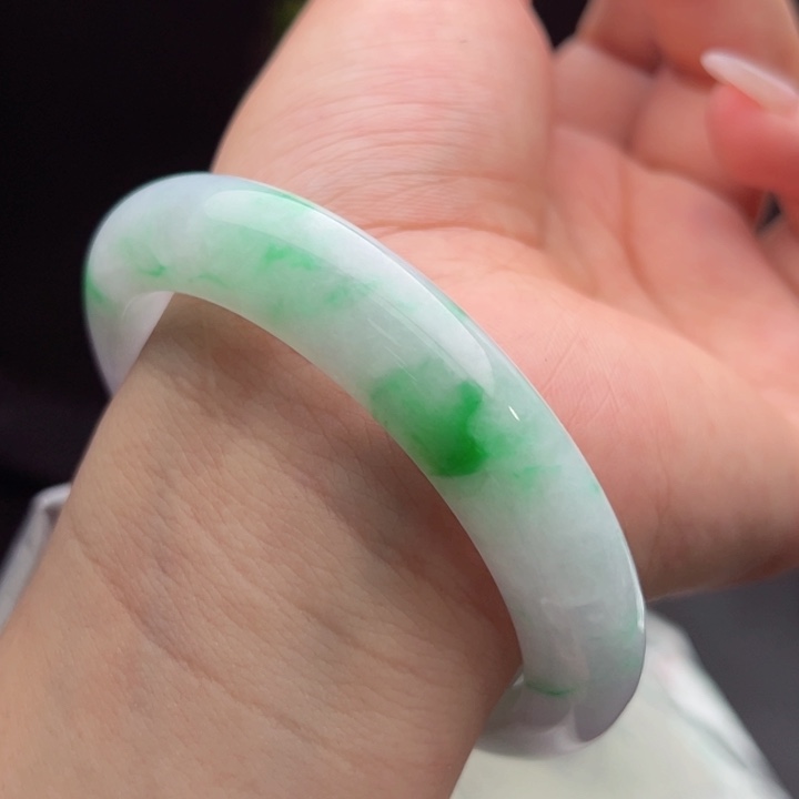 翡翠手镯未镶嵌58正